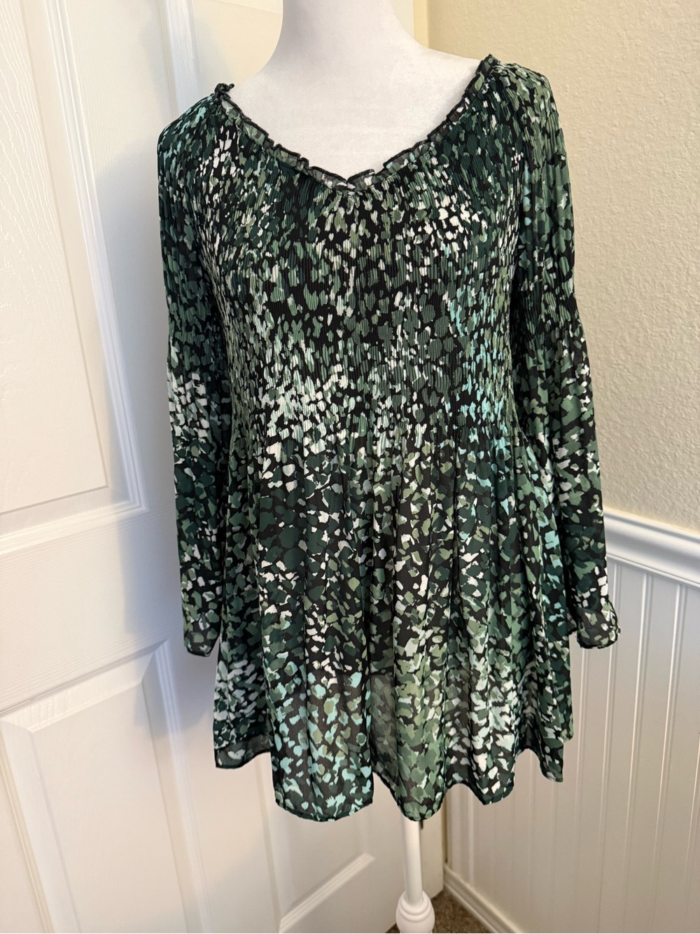 Green Abstract Leaf Boho Tunic